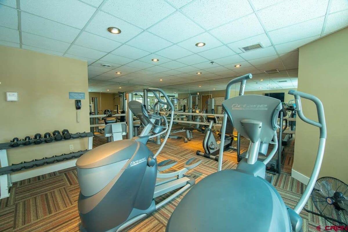 Studio 211 - Perfect Location With Pool And Hot Tub 克雷斯特德比特 外观 照片
